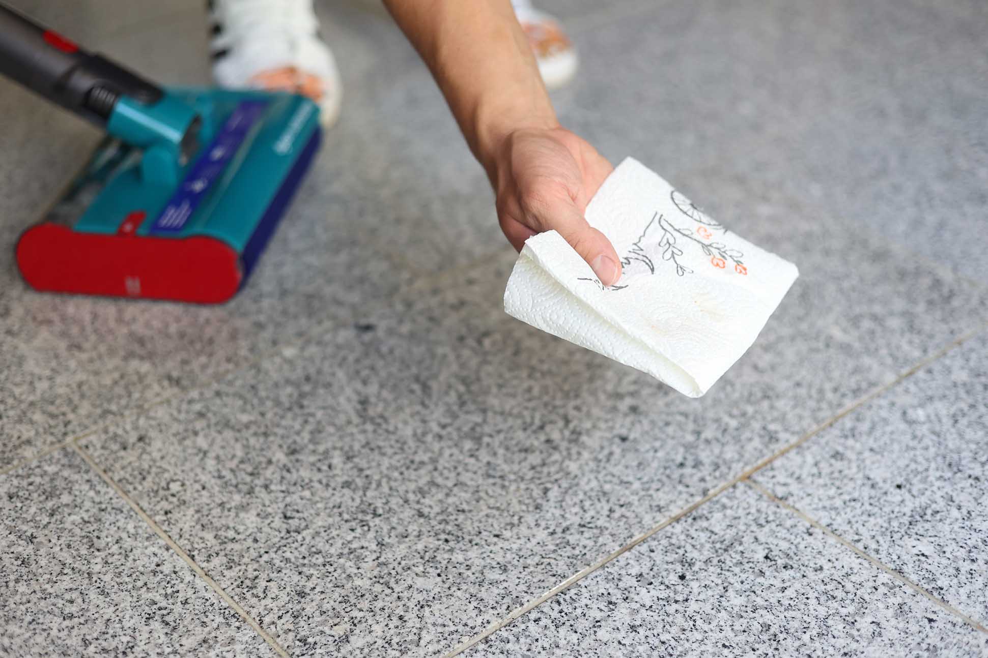 Der Dyson Submarine Wischaufsatz für den V15s: Wischen nachher